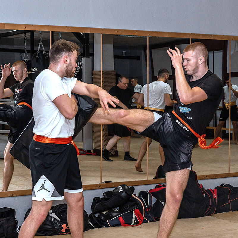 Erwachsene (ab 16) Kampfsport in Limburg Selbstverteidigung & Fitness